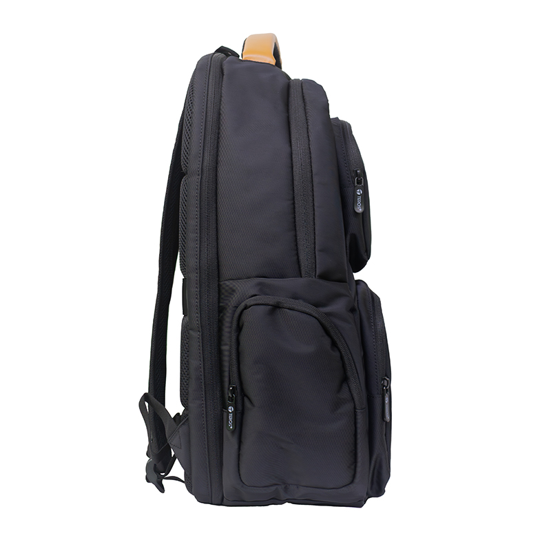 Backpack TEROS Elite TE-9030BK, para Notebooks de hasta 17", Negro